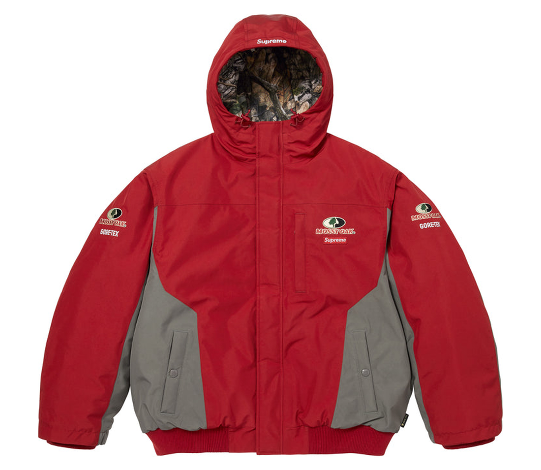 Supreme 'GORE-TEX Mossy Oak®' Jacket (Red)